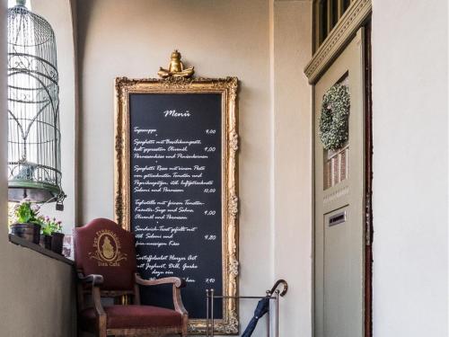 Former Mayor's Villa in Gernrode with Own Cafe and Balcony