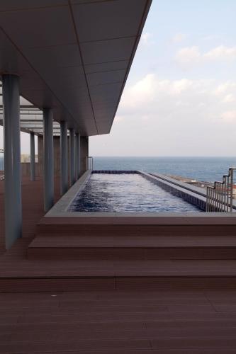 בריכת שחיה, Waystone seoubong hotel near חוף האמדאוק