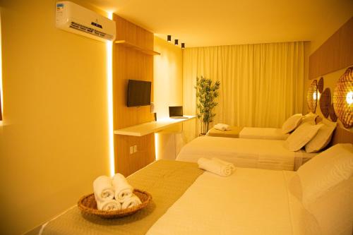 Deluxe Quadruple Room image 3