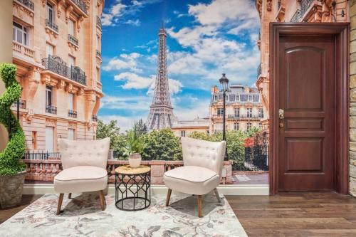 French Château w/Swim Spa & Theatre: 11,700 sqft