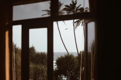 Elements Ahangama in อาหันคาม