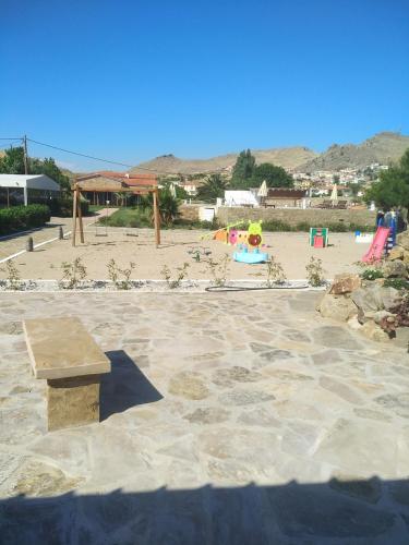  Victoria Limnos in Plati
