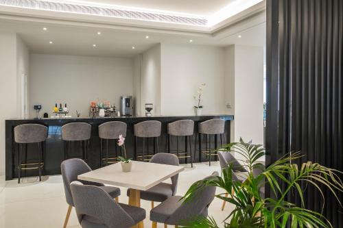 Tsokkos Protaras Beach Hotel - image 3