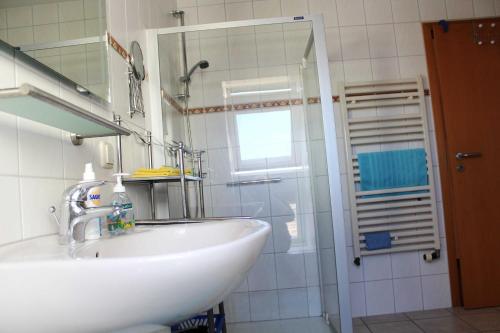 Ferienwohnung am Schloss - image 3