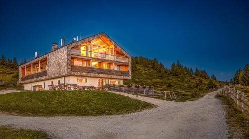 Starkenfeldhütte