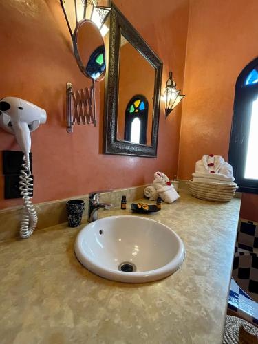 Superior Double Room image 4