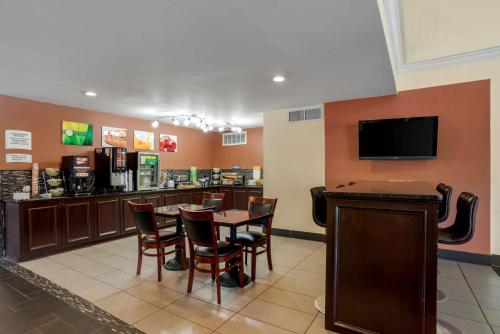 Quality Inn Phenix City Columbus