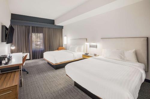 Sonesta Select Phoenix Chandler Room Type - Guestroom Two Queens