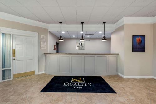 Quality Inn & Suites New Hartford - Utica in Utica, USA
