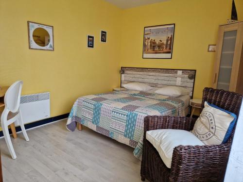 1 double bed