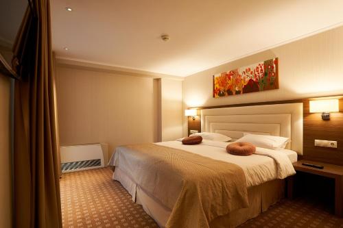 2 bedrooms, 2 beds