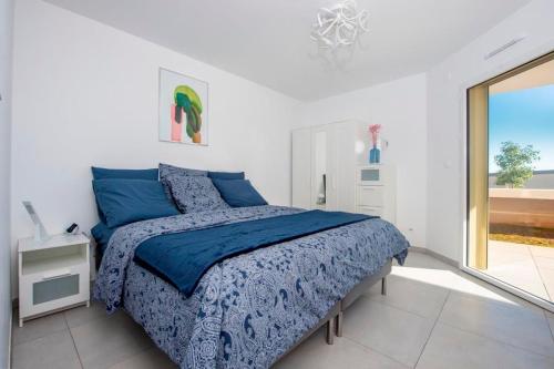 Blue Pearl A008, Nice (photo 8)