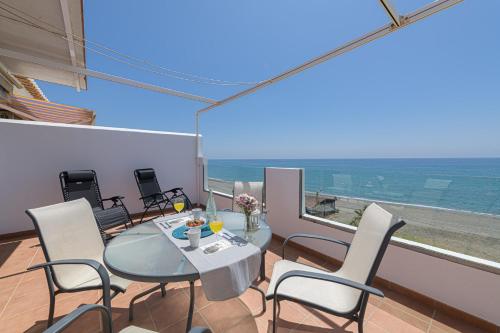 WintowinRentals Amazing Front Sea View & Relax