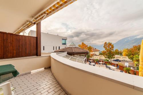 Studio with Balcony