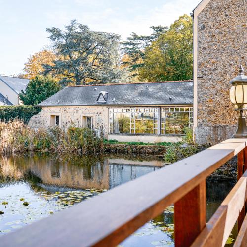 ห้องอาหาร, Auberge du Manet in มอนติกนี่ เลอ เบรตันโน