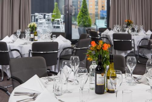 Holiday Inn London West an IHG Hotel - image 6
