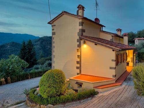 Udvendig, Villa Pietra Serena in Pescia