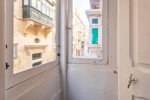 Superbly Located Cosy 2-Bedroom Apartment Valletta, La Valeta (foto 9)