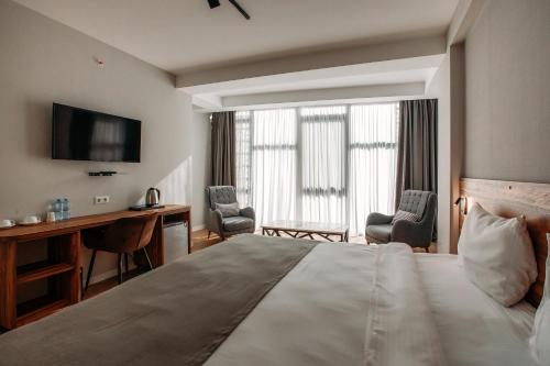 411255400 Address Boutique Hotel