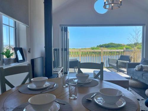 Lakeside Retreat at The Bay Filey, sleeps 4, 2 non-shedding dogs welcome for free Lakeside Retreat at The Bay Filey, sleeps 4, 2 non-shedding dogs welcome for free