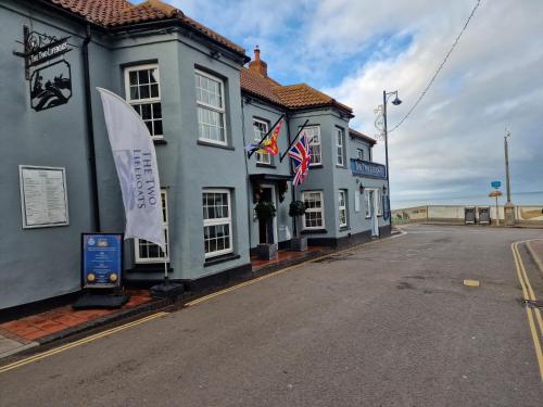 The Two Lifeboats, Sheringham