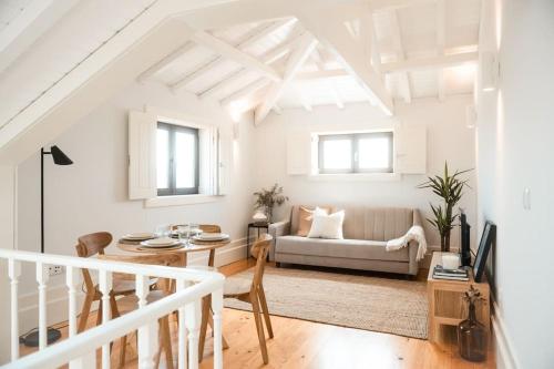 Fontainhas Douro Views by LovelyStay, Porto