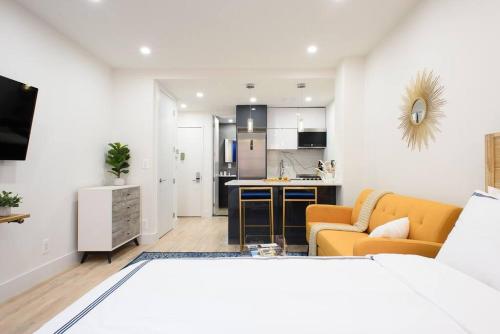1597-5 New Studio Prime UES W D in unit, New York (Foto 10)