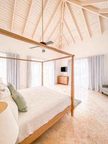 Peninsula Esmeralda Luxury Hotel & Villas in Puerto Plata