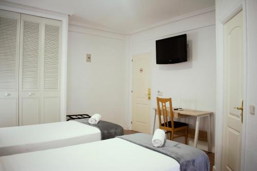 Hostal Ártico - image 5