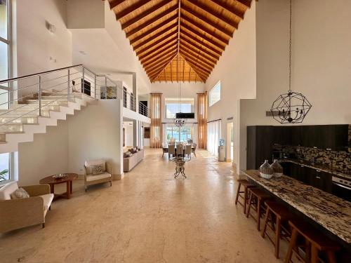 Instalaciones, Peninsula Esmeralda Luxury Hotel & Villas in Puerto Plata