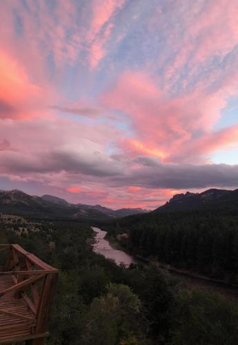 Skats, BH-Meliquina, Colgantes al Río (BH-Meliquina, Colgantes al Rio) in Villa Lago Meliquina