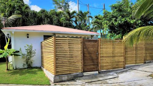 Jardin, Gites le petit voyageur in Berard