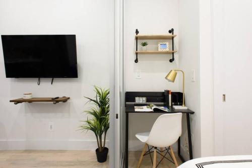 78-1B New 1BR prime UES WD in unit BEST VALUE, New York (foto 5)