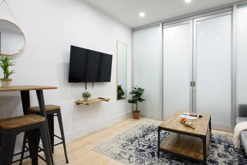 78-2D New furnished 1BR WD walk to Central Park in New York, USA