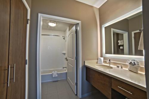 Staybridge Suites Houston - Humble Beltway 8 E Room Type - Studio Suite