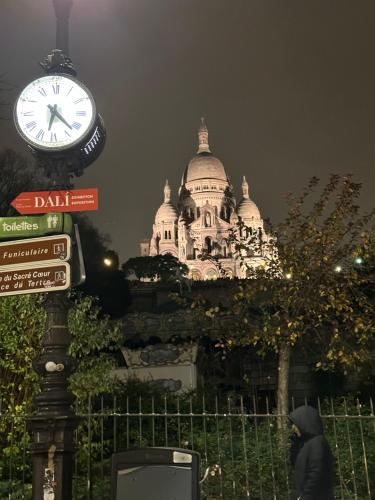 studio au cœur Montmartre, Parigi