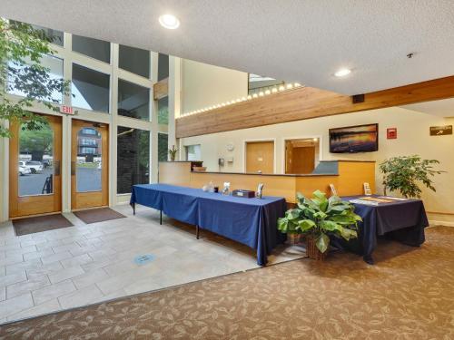 117A Edgewater Inn Condo in Charlevoix, USA