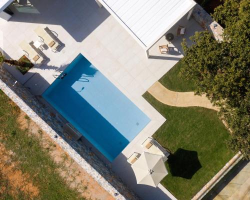 pelagias villa lefka with heated pool