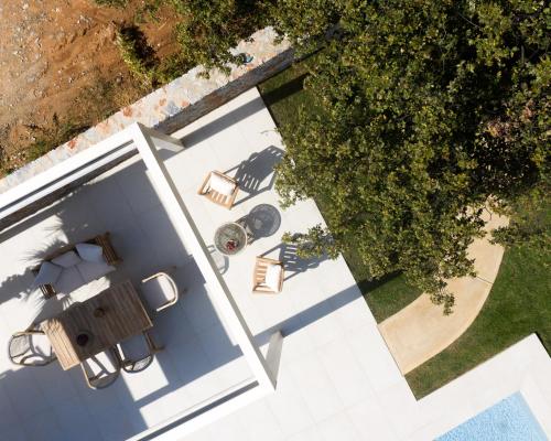 pelagias villa lefka with heated pool