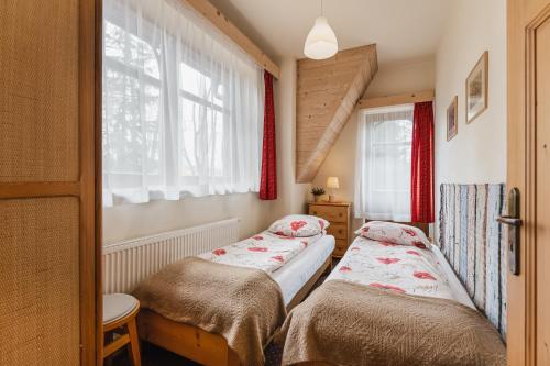 Willa Bystry, Pod Nosalem Willa Bystry, Pod Nosalem