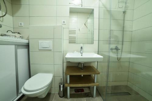 JollyKop Apartments - image 2