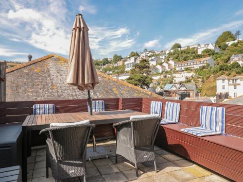 Exterior view, Kipper Lodge in Dartmouth