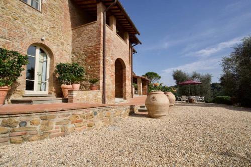 VILLA LARINO Luxury villa in Tuscany with breathtaking view