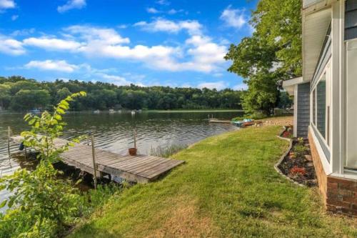 Lakefront Cottage with Private Beach and Docks!