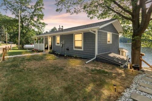 Lakefront Cottage with Private Beach and Docks!