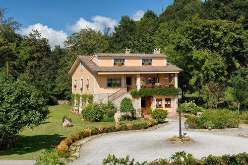  Santu Colás in Corao