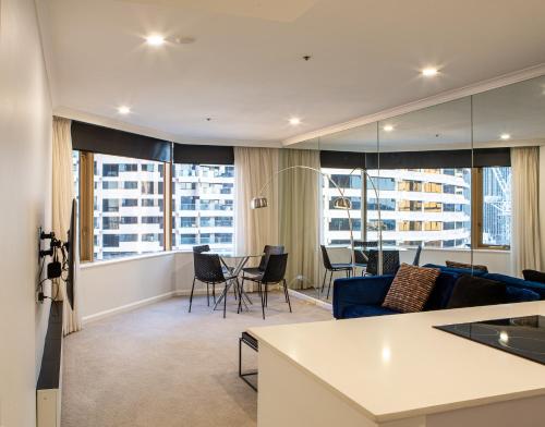 Quay West 1301 Self- Catering - image 4