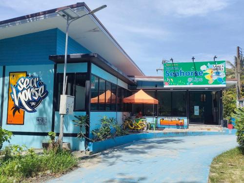 Seahorse Lipe Hostel in Ko Lipe