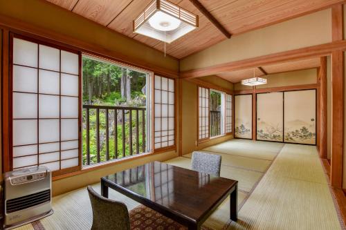 Japanese-Style Room