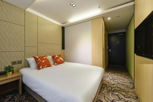 1 double bed